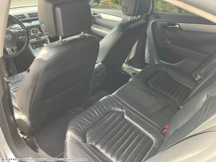 Volkswagen PASSAT 2.0 TSI 2011/2012